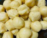 Foto langkah ke 1 dari resep 124. Choco Cheese Thumbprint Cookies.