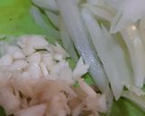 Foto langkah ke 2 dari resep Spaghetti Aglio Olio.