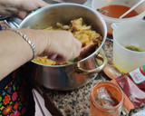 Foto del paso 7 de la receta: Repollo con sofrito de ajo y pimentón