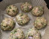 Une image de l'étape 2 de Boulettes de poulet au Airfryer.