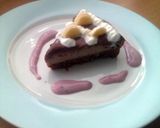A picture of step 10 of Vickys Amazing Banana Cheesecake, (contains cashews) GF DF EF SF.