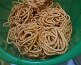 தேன்குழல் முறுக்கு ரெசிபி ஸ்டேப் 5 புகைப்படம்