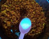 ओल्या हळदीचे लोणचे (olya haldiche lonche recipe in marathi) रेसिपी स्टेप 2 फोटो