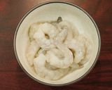 A picture of step 1 of Japanese Shrimp Toast or Hatoshi (ハトシの作り方) with gluten free option.