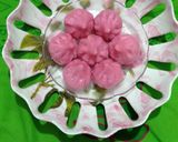 रोझ पिंक मोदक (Rose Pink Modak Recipe In Marathi) रेसिपी स्टेप 6 फोटो 