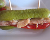 Foto del paso 1 de la receta: Pepinillo relleno de melva en escabeche y pimiento asado
