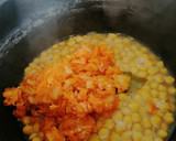 Foto del paso 10 de la receta: Garbanzos con sepia y langostinos