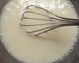 Foto del paso 4 de la receta: Tarta de leche merengada y galletas (sin horno)