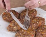 Foto del paso 4 de la receta: Pancitos de carne individuales