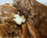 A picture of step 6 of My Slow cooked Liver & Onions in gravy. 😀.