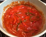 Foto del paso 6 de la receta: Pasta en salsa de pimientos con polvo de jamón serrano