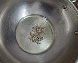 A picture of step 2 of Kathiyavadi Vagharelo Rotlo (કાઠીયાવાડી વાઘરેલો રોટલો).