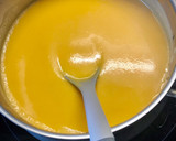 Foto del paso 3 de la receta: Crema espumosa de calabaza