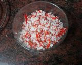 Foto del paso 3 de la receta: Tortillitas de fogonero y palitos de cangrejo con salsa rosa