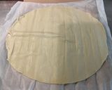 Une image de l'étape 5 de Tarte feuilletée renversée aux figues blanches et gelée pomme citron vert.