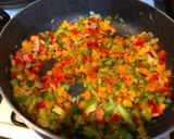 Foto del paso 4 de la receta Berenjenas rellenas con guarnición de aguacate y ensalada