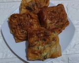 Foto langkah ke 3 dari resep Lumpia Goreng Isi Sayur.