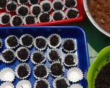 Foto langkah ke 4 dari resep 5. Bola bola choco mesis 💕.
