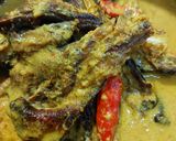 Foto langkah ke 3 dari resep Mangut Ikan Asap Pari.