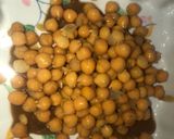 A picture of step 2 of Khatti mithi chana chat👈کھٹی میٹھی چنہ چاٹ👉.