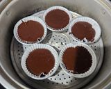 Foto langkah ke 4 dari resep Bolu Coklat Kukus Gluten-free No Mixer.