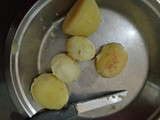 દાલ રાઈસ પોટેટો ઘારવડા(dal rice potato dharvada recipe in gujarati)