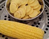 A picture of step 4 of Red Bean Chickpea Corn Sweet Potato Soup.
