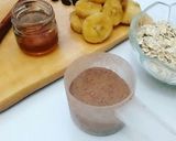 Foto langkah ke 1 dari resep Banana oats smoothie.