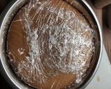 Cseresznyekrémes focilabda torta recept fázis 3 fotója