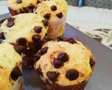 Foto langkah ke 6 dari resep Vanilla Muffin Chocochips.