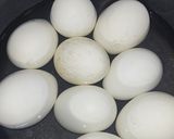 A picture of step 1 of Spaghetti with Eggs.