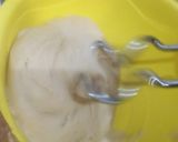 A picture of step 2 of Filled doughnuts.
