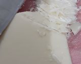 A picture of step 6 of Mini coconut doughnuts.