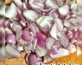 Hình bước làm 1 của món Trứng Sốt Thái