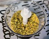 Une image de l'étape 6 de Cake aux pistaches et mascarpone.