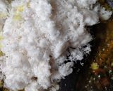 Foto langkah ke 4 dari resep Serundeng Kelapa.