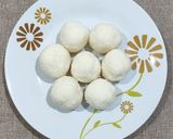 Foto del paso 4 de la receta: Bolitas de coco