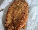 Foto del paso 5 de la receta: Pescado frito empanizado con chicharrón