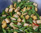 Foto langkah ke 4 dari resep Tumis buncis dan Tahu.