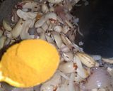 A picture of step 3 of Cashew Curry.