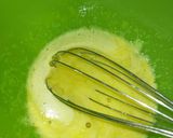 Foto langkah ke 2 dari resep Muffin Pisang no mixer (lembuuuut n chruncy).