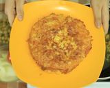 Foto langkah ke 7 dari resep Fuyung Hai Praktis dan Enak.