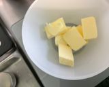 Une image de l'étape 1 de Gâteau aux bananes, vanille, rhum et épices.