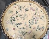 Foto langkah ke 5 dari resep Quiche Lorraine.