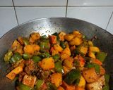 A picture of step 18 of Aloo Capsicum.