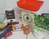 Foto langkah ke 1 dari resep Fudgy brownies.
