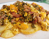 Foto del paso 5 de la receta: Huevos rotos con grelos