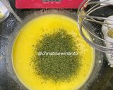 Foto langkah ke 5 dari resep Korean Cream Cheese Garlic Bread.