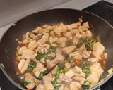 Foto langkah ke 5 dari resep Thai basil pork belly.