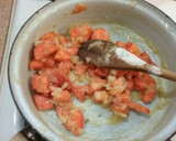 Foto del paso 3 de la receta: Albóndigas de carne de cerdo en salsa de cebolla y zanahorias